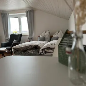  Apartment Dachgeschosswohnung In